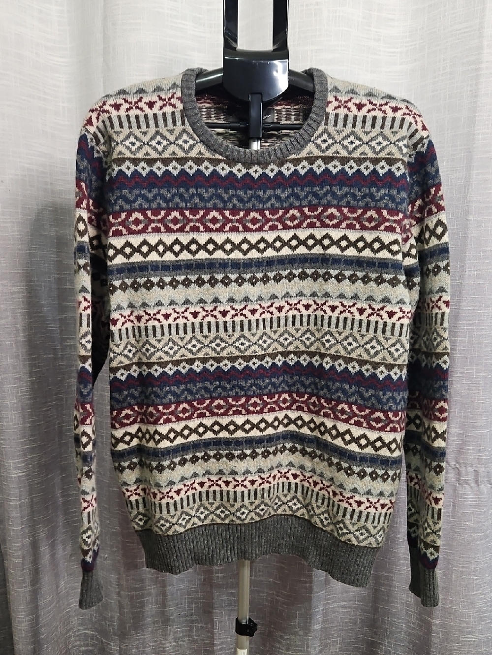 Eddie Bauer Gray Crewneck Sweater with Navy & Burgundy Fair Isle